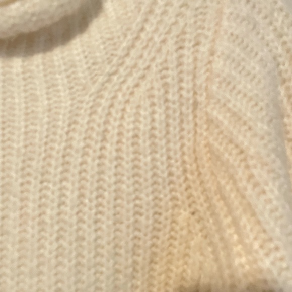 Madewell Oversized Chunky Knit Sweater in White - Picture 3 of 5